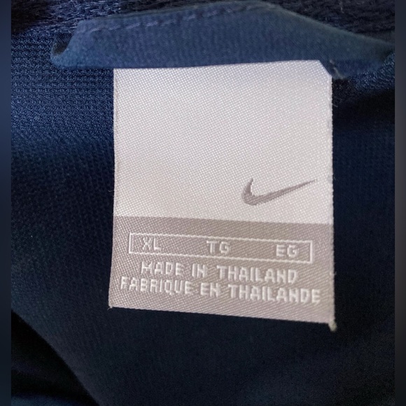 Nike jacket - Picture 2 of 8